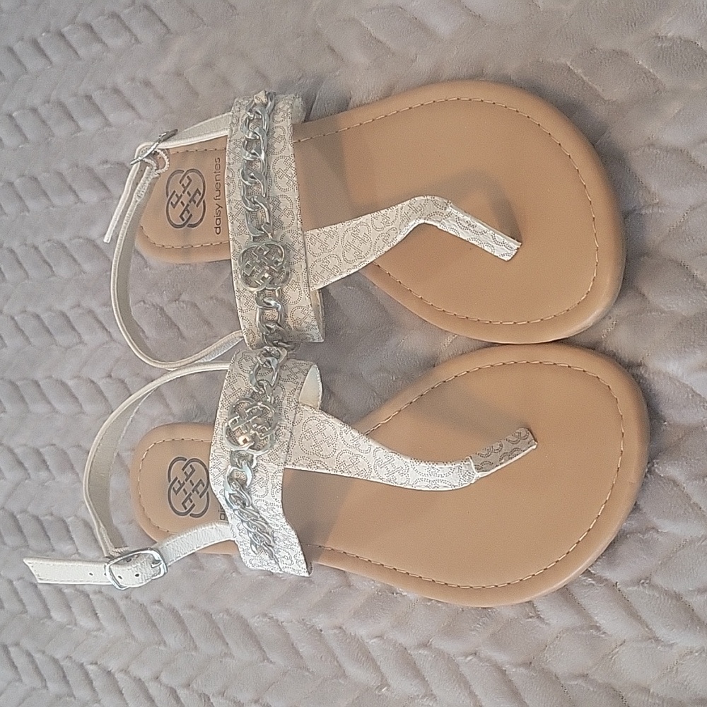 Daisy Fuentes White Sandals